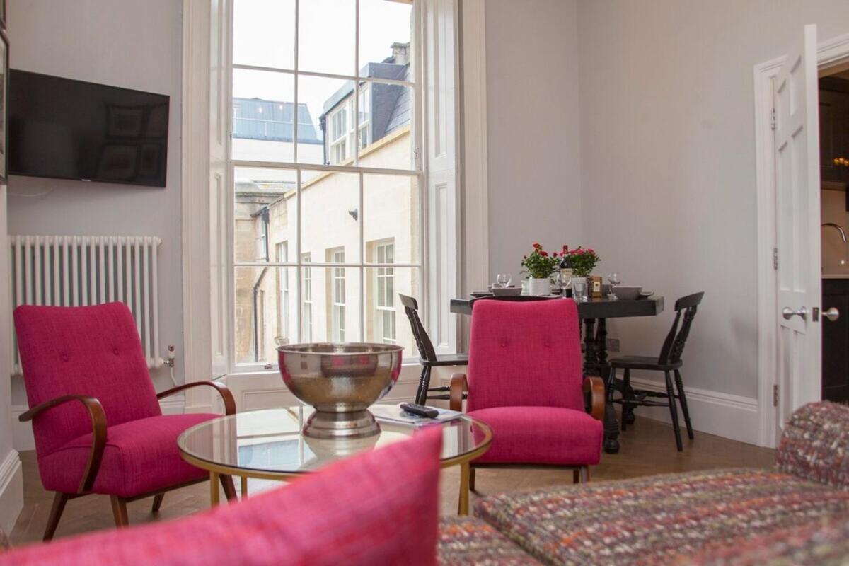 Stylish City Centre Apartment - Bath Eksteriør billede